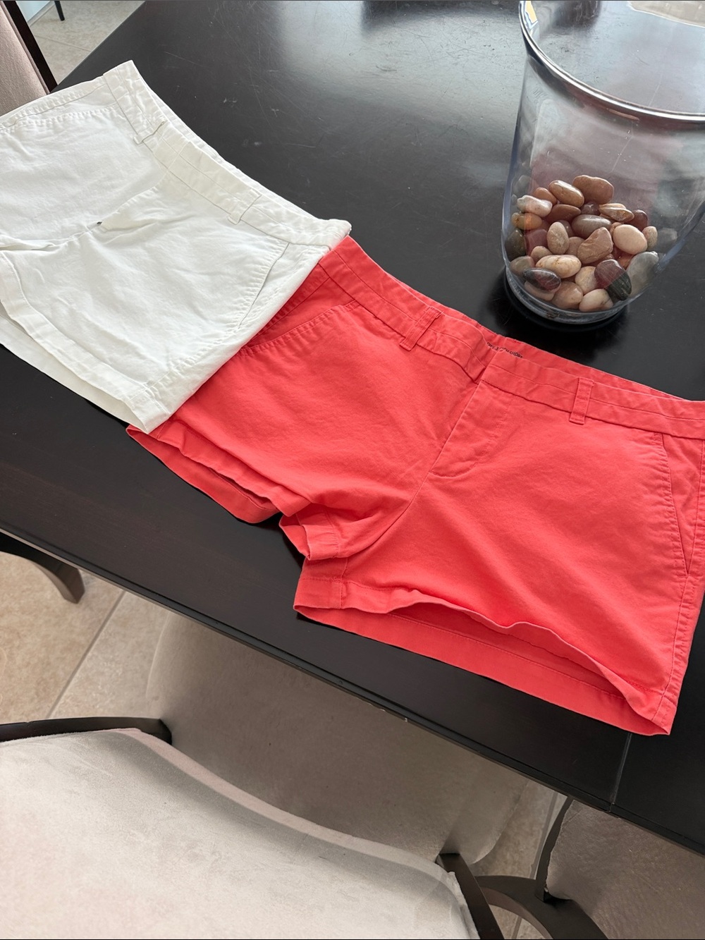 Gap Shorts Khakis by Gap The City 3 inch Shorts size 12 Coral Orange and white